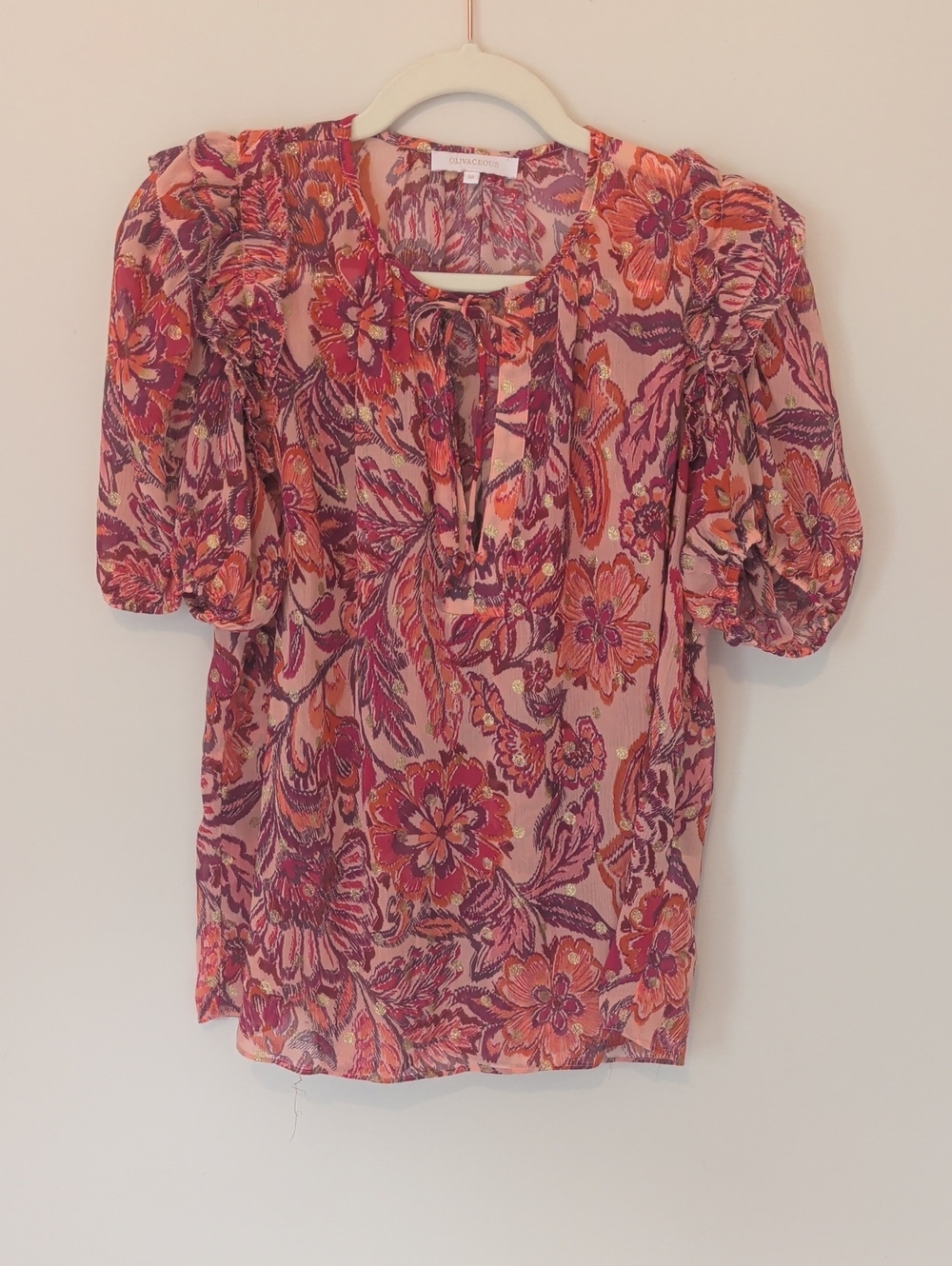 Olivaceous Floral Tie-Neck Blouse - size Medium